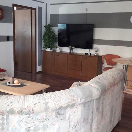 Wohnung Fuer Monteure Und Messebauer Algermissen Exterior photo