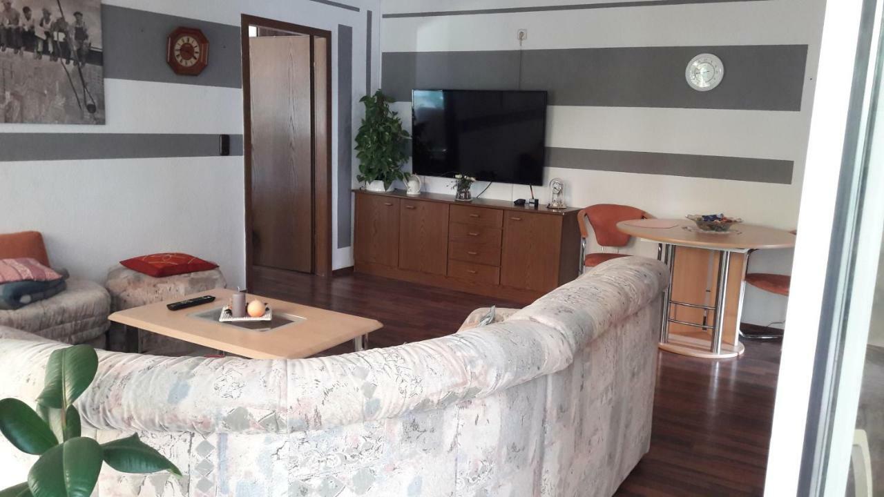 Wohnung Fuer Monteure Und Messebauer Algermissen Exterior photo