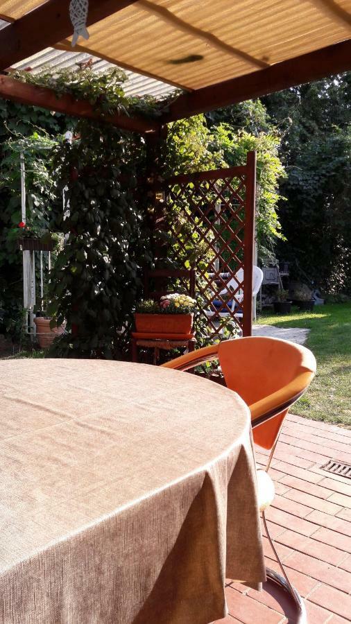 Wohnung Fuer Monteure Und Messebauer Algermissen Exterior photo